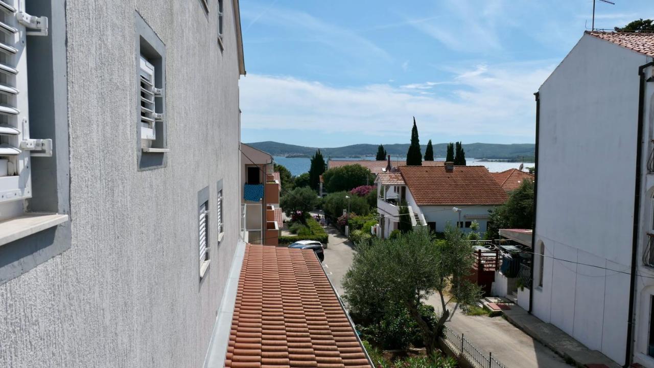 Apartments Villa Agatha Sveti Filip i Jakov Dış mekan fotoğraf