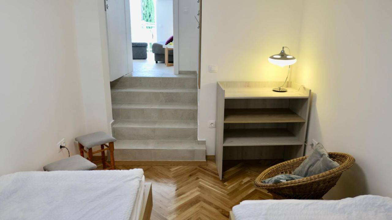 Apartments Villa Agatha Sveti Filip i Jakov Dış mekan fotoğraf