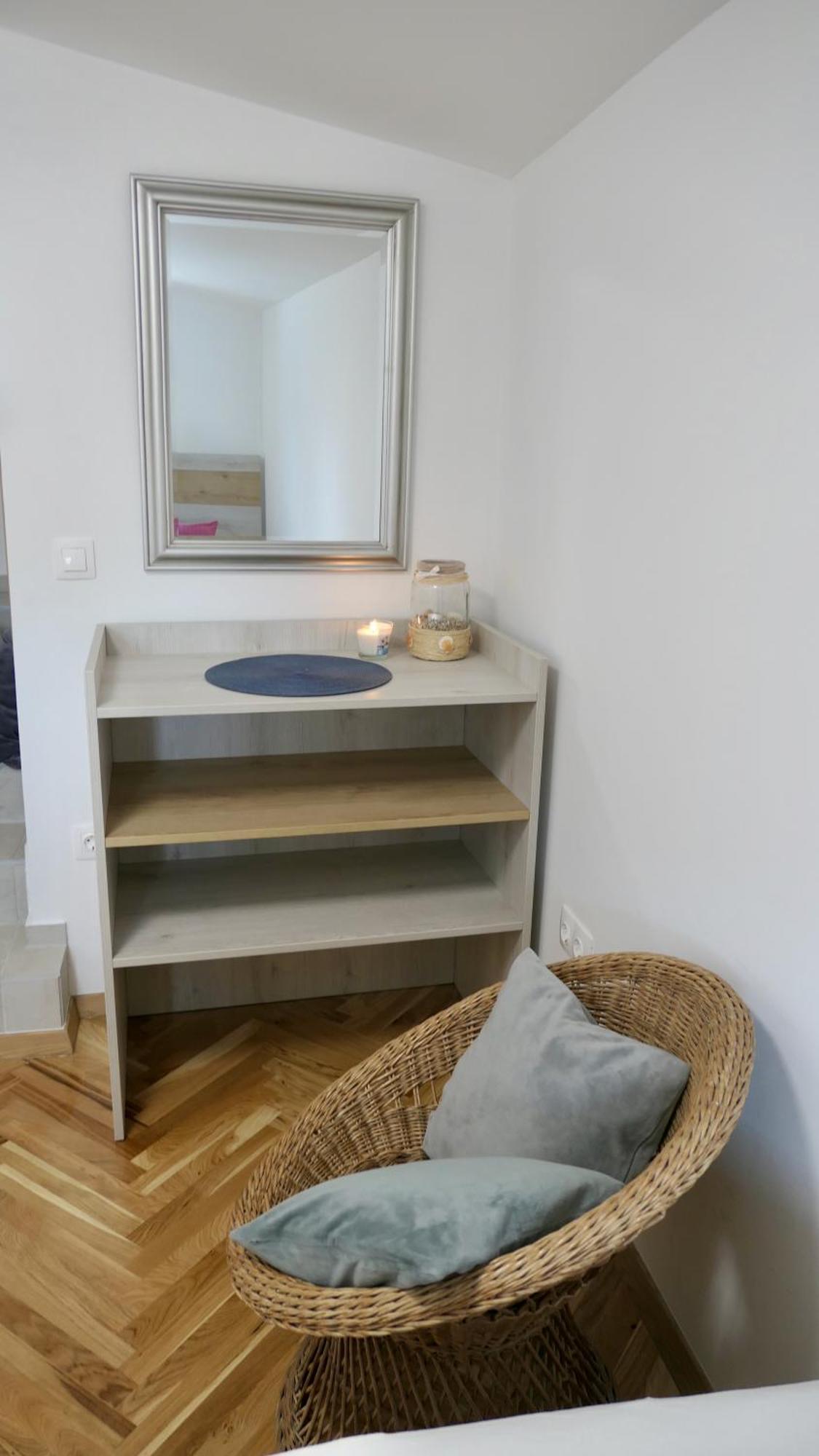 Apartments Villa Agatha Sveti Filip i Jakov Dış mekan fotoğraf