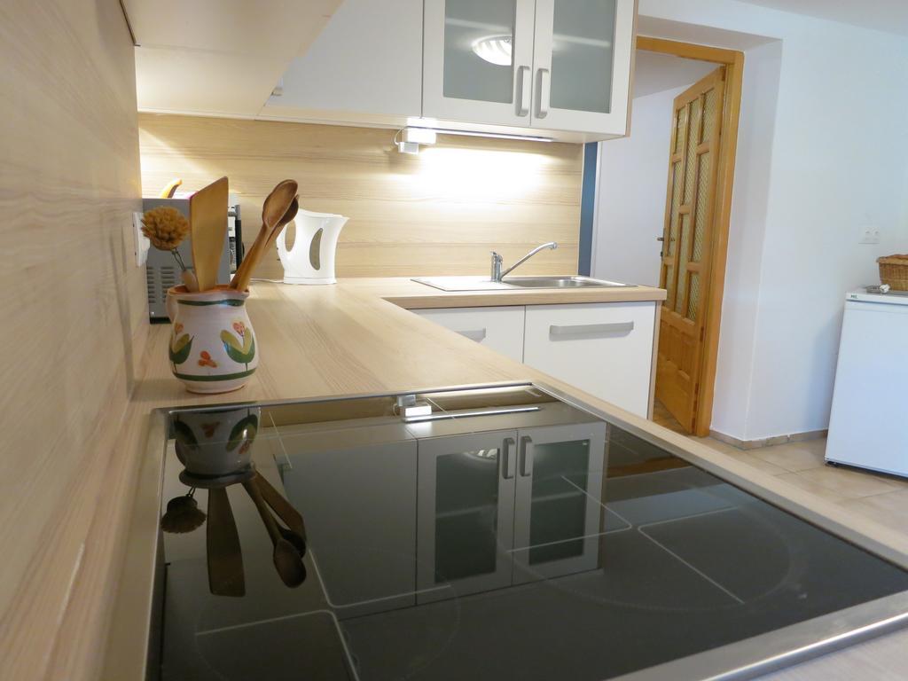 Apartments Villa Agatha Sveti Filip i Jakov Dış mekan fotoğraf