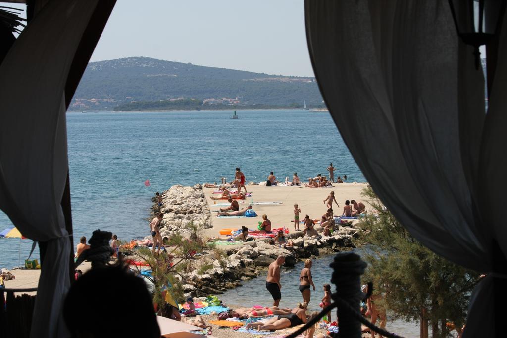 Apartments Villa Agatha Sveti Filip i Jakov Dış mekan fotoğraf
