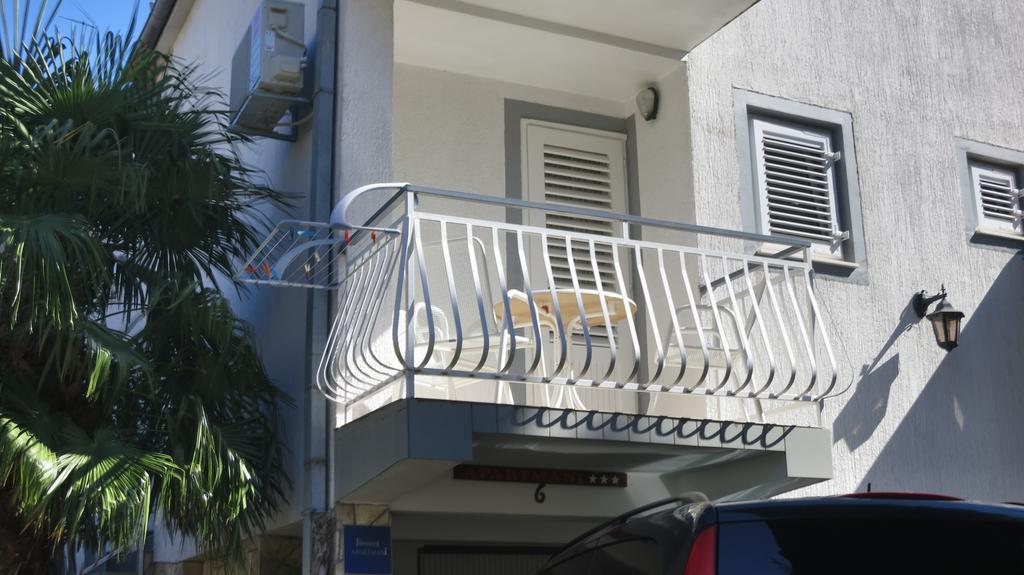 Apartments Villa Agatha Sveti Filip i Jakov Dış mekan fotoğraf